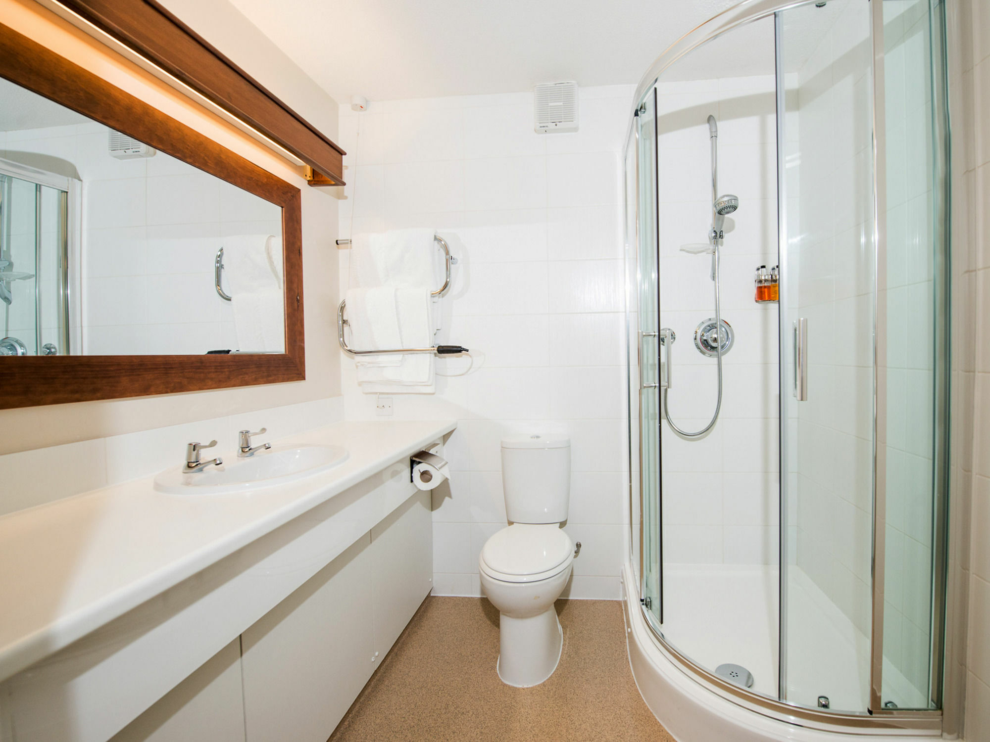 Peartree Lodge Waterside Μίλτον Κέινς Εξωτερικό φωτογραφία