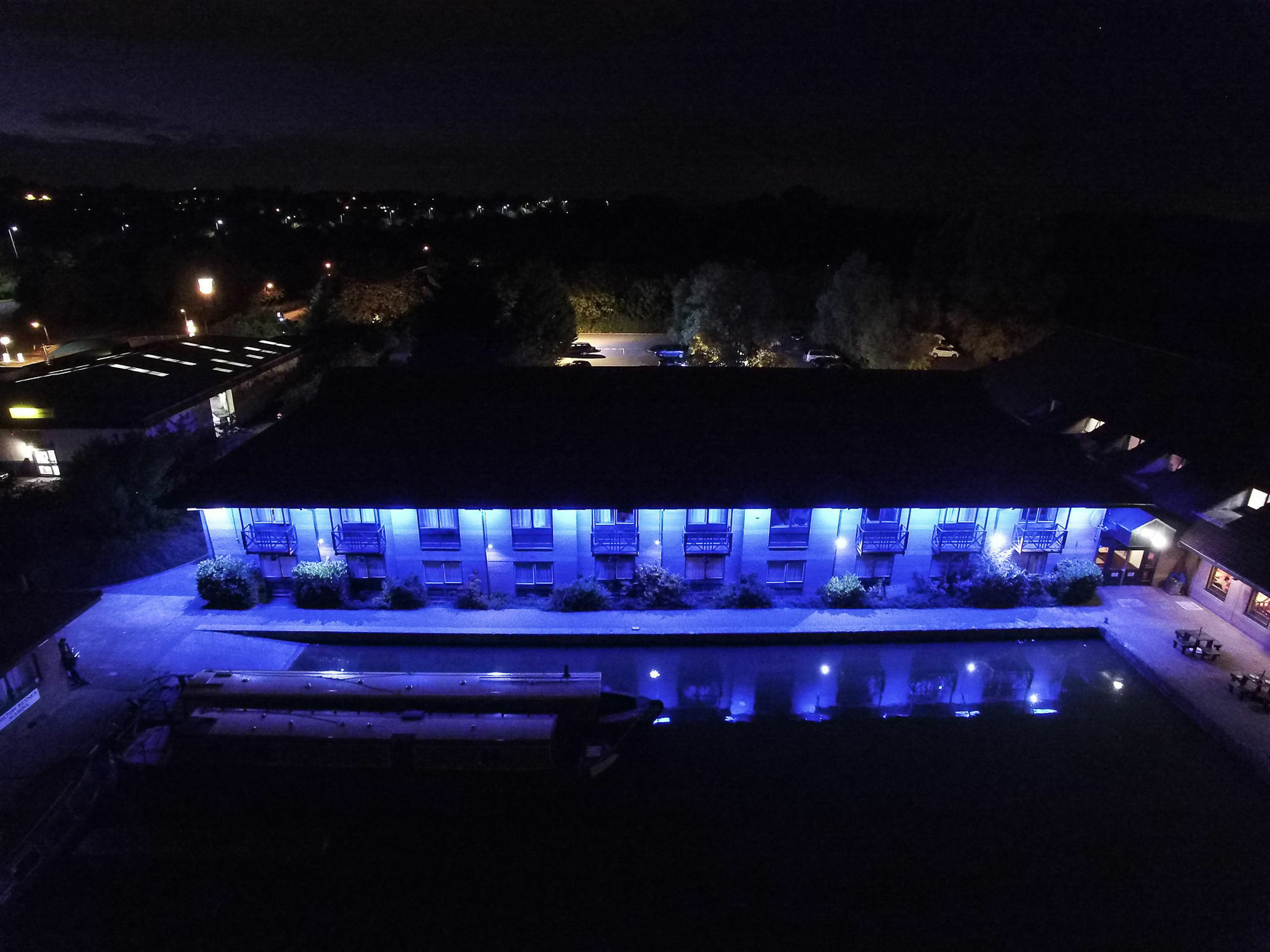 Peartree Lodge Waterside Μίλτον Κέινς Εξωτερικό φωτογραφία