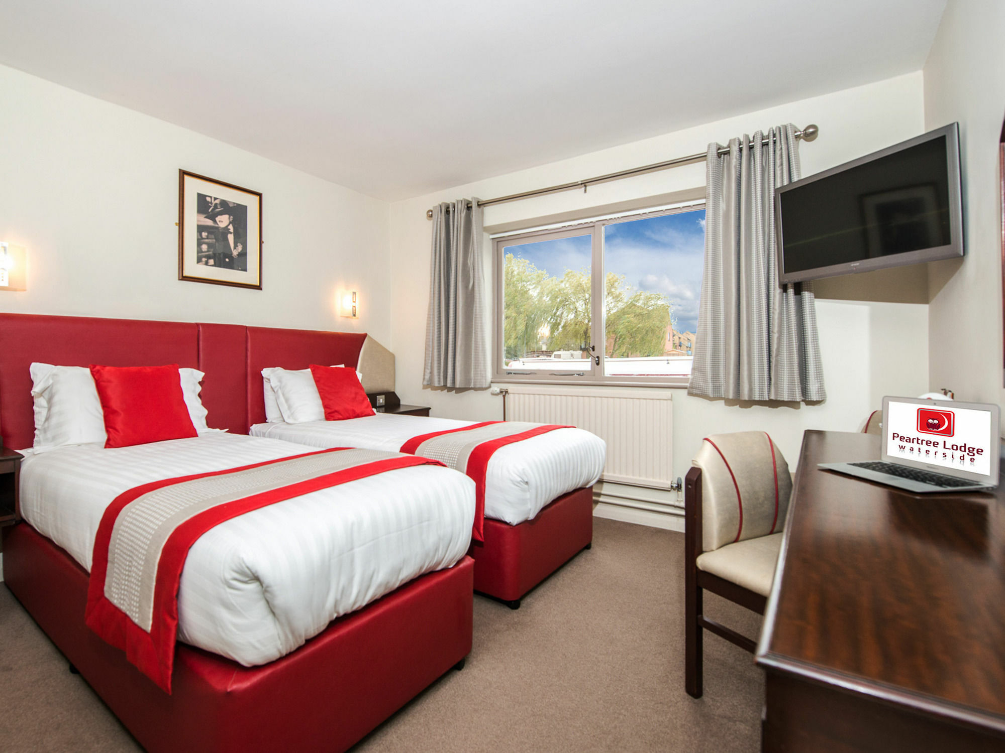 Peartree Lodge Waterside Μίλτον Κέινς Εξωτερικό φωτογραφία