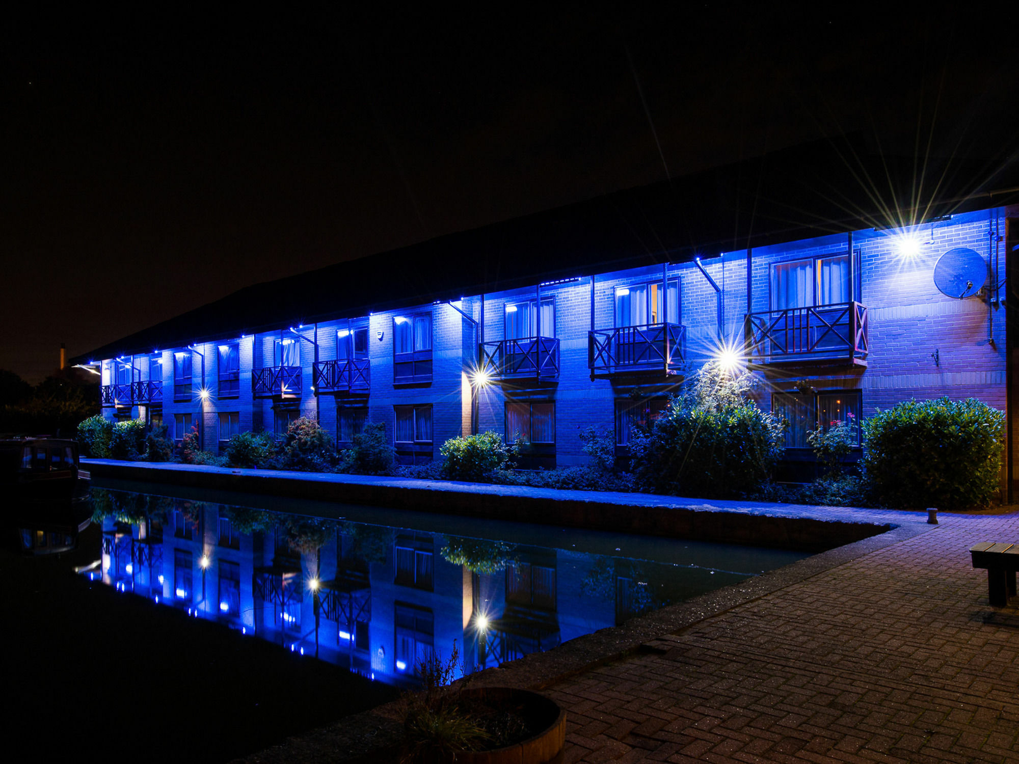 Peartree Lodge Waterside Μίλτον Κέινς Εξωτερικό φωτογραφία